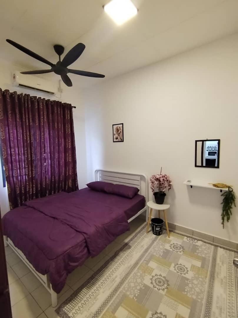 Orked Homestay Seri Iskandar Exterior photo